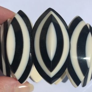 Godart Acrylic Black/Off White bracelet